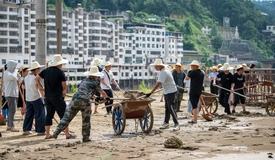 贵州从江：水退人进，清淤消杀