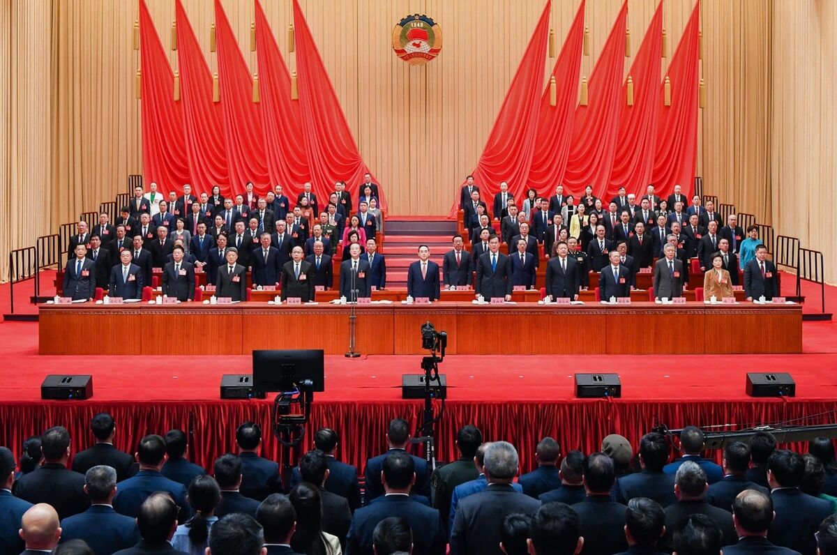 4fb7b3541ae00cef1fb5917977e03eab