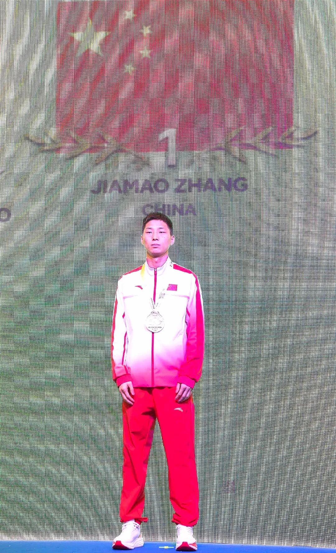 00989ac9ea4f4b9b9054af6ba608ce1f